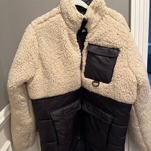 Hollister men’s large Sherpa jacket